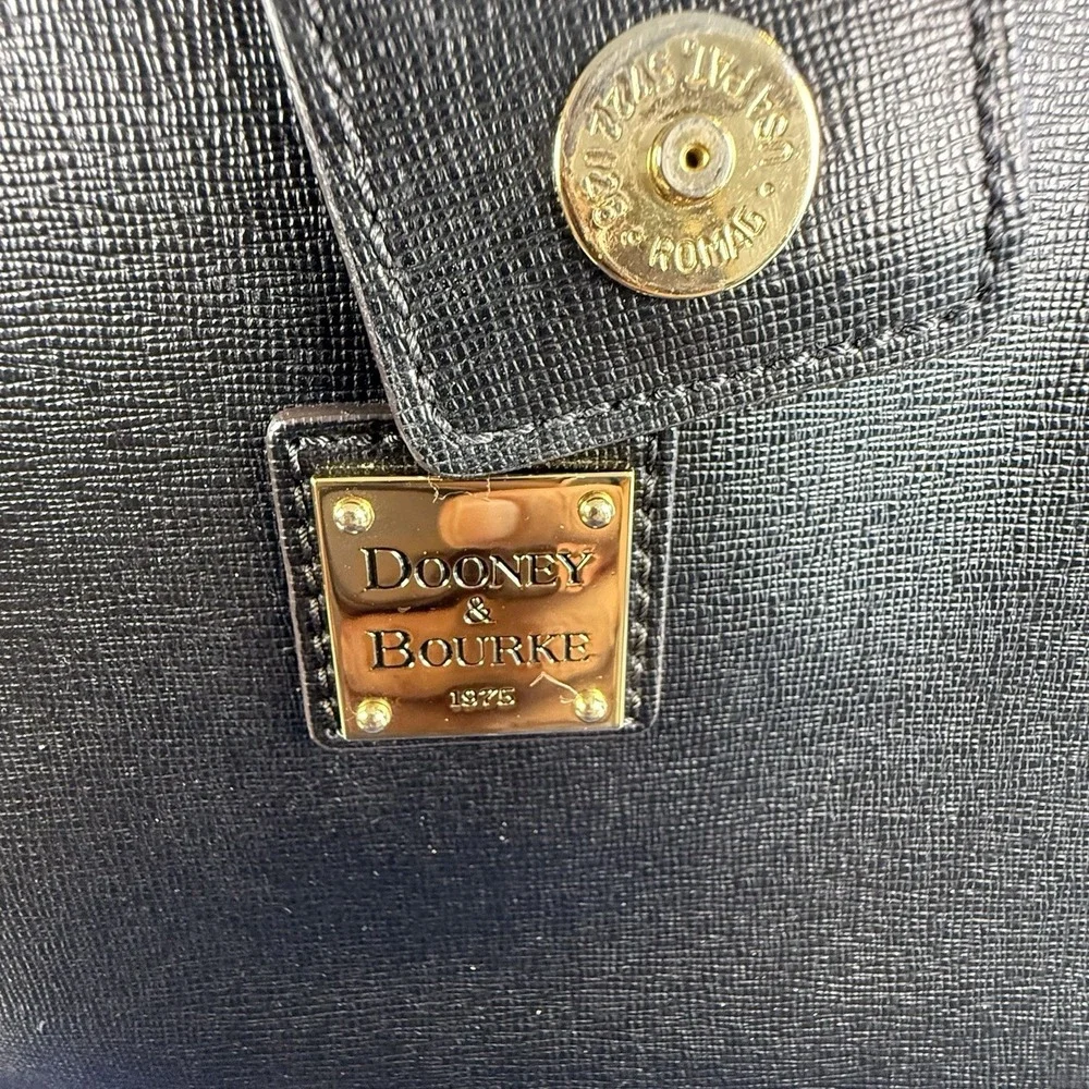 Dooney & Bourke Black Tan Leather Tote Shoulder Bag Tassel Dust Bag